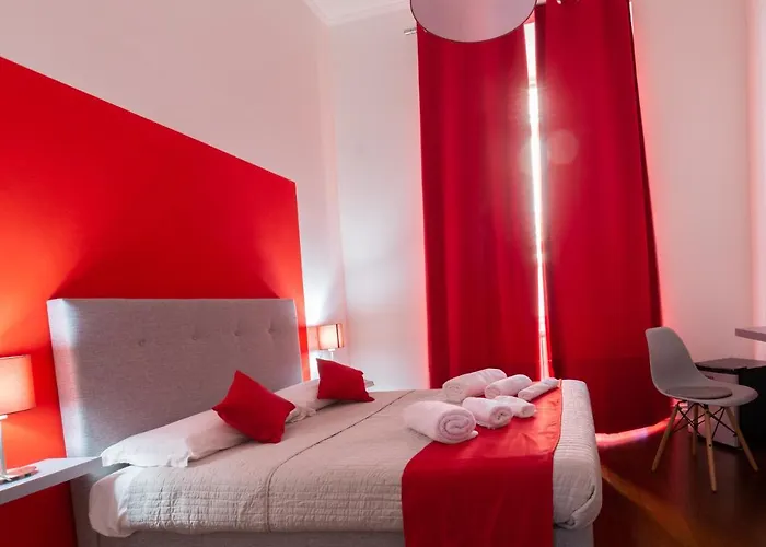 Konukevi Shine House Roma