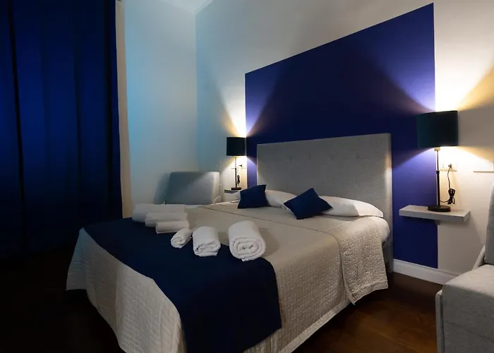 Shine House Roma